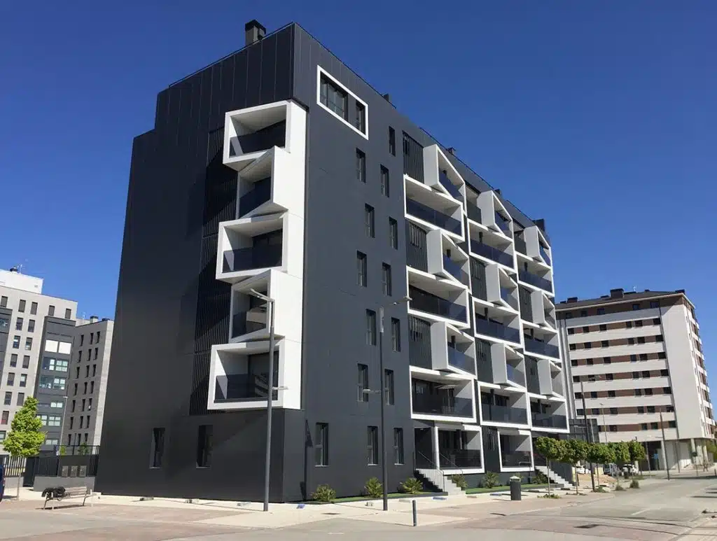 Edificio Thermos en Lezkairu, Pamplona 16 Edificio Thermos en Lezkairu, Pamplona 202301 F01