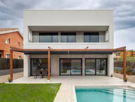 Proyectos Passivhaus Proyecto de arquitectura sostenible Unifamiliar Igualada exterior casa web 7
